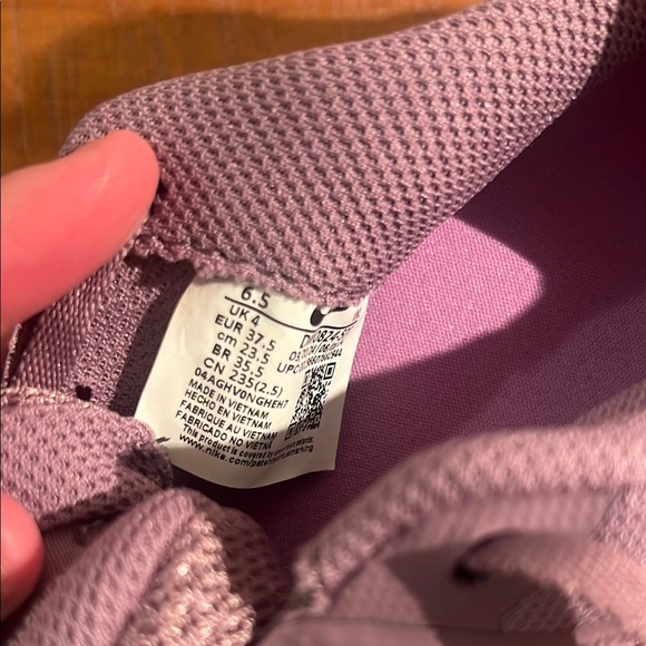 Nike Trainer 2 Women’s Purple Sneakers NWT - Picture 6 of 7